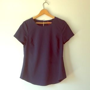 Blouse. Navy blue.